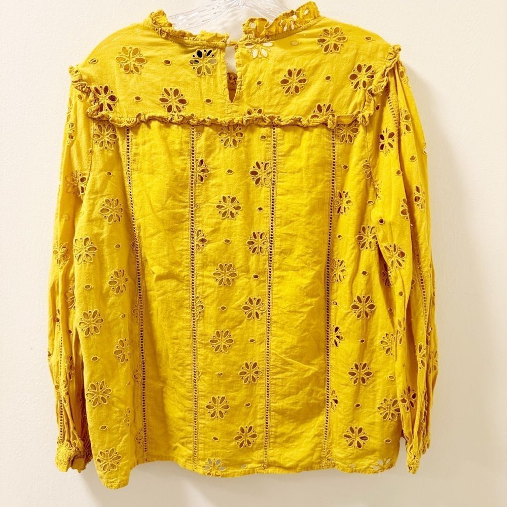 J.Crew Yellow Eyelet Ruffle Neck Long Sleeve Blouse M - Picture 3 of 3